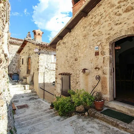 Santo'S House Bnb Santo Stefano Di Sessanio Exterior photo