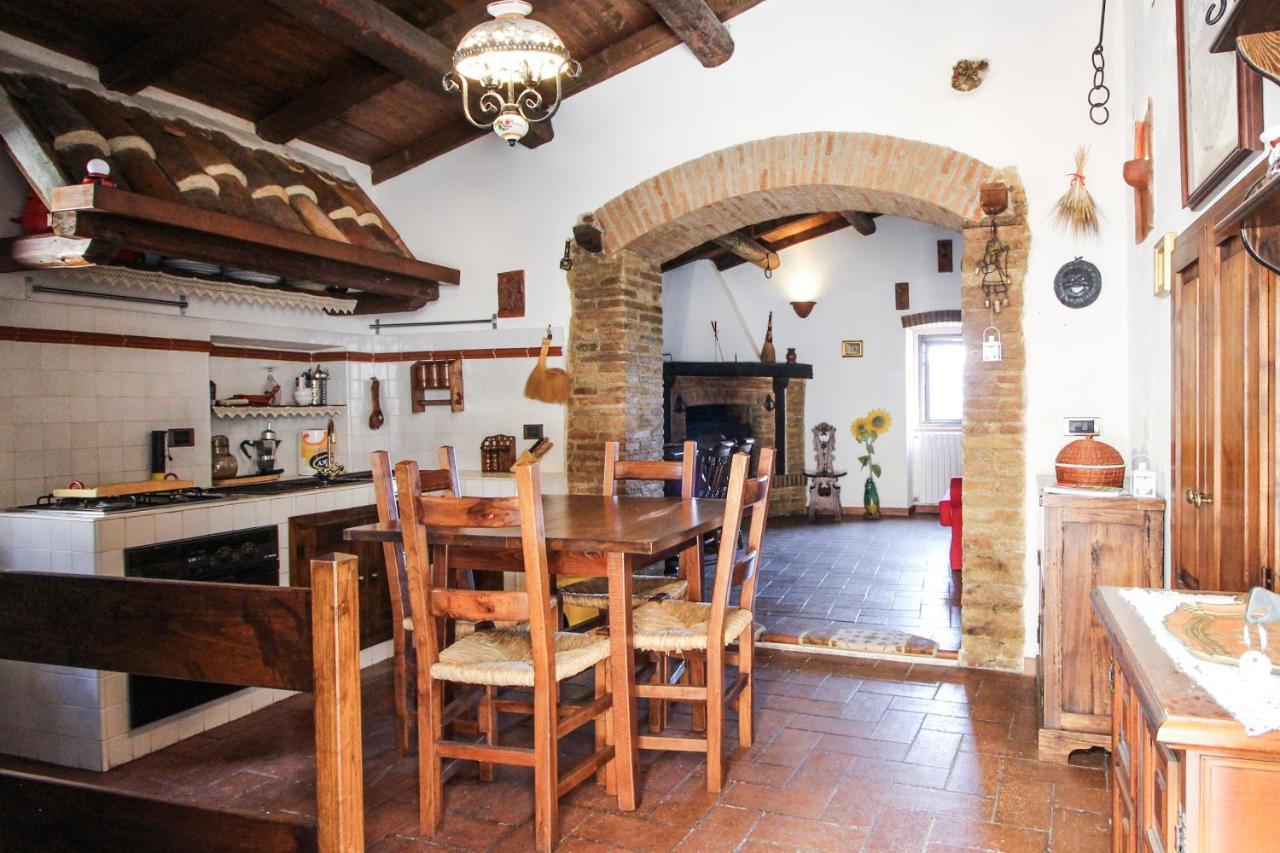Apartment Santo's House Santo Stefano Di Sessanio
