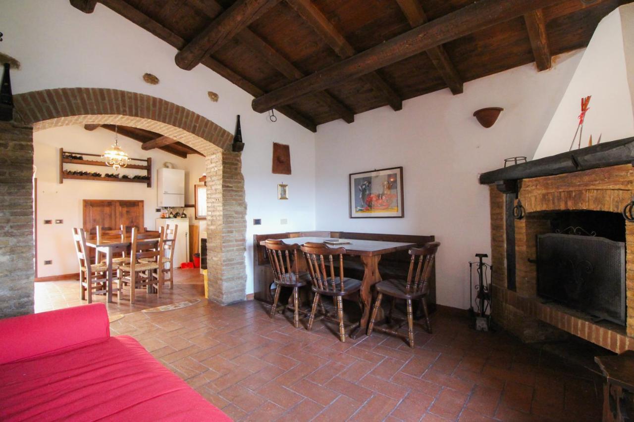 Apartment Santo's House Santo Stefano Di Sessanio